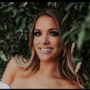 Meet your Posher, Lindsay